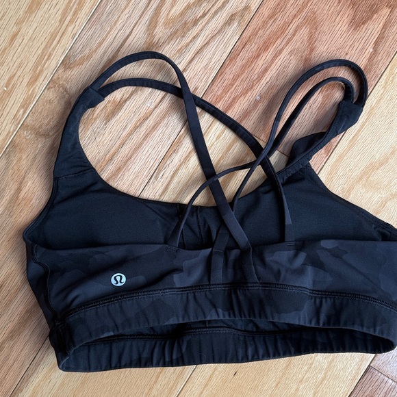 Lululemon Energy Bra
Incognito Camo Multi Grey - Picture 3 of 3